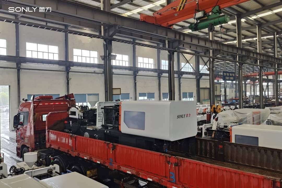 SONLY injection molding machinery production line